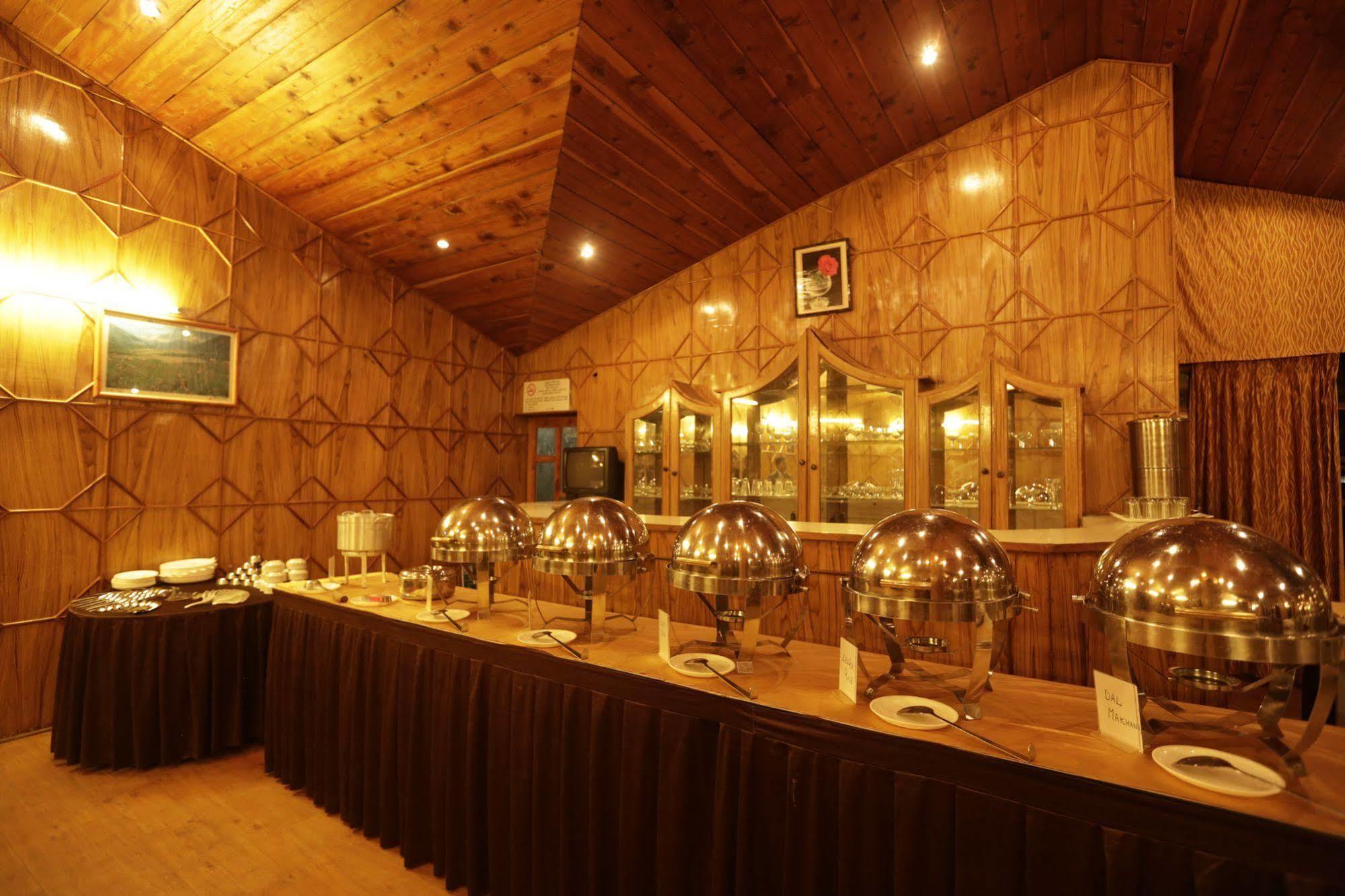 Hotel Glacier Resort Manāli Exterior foto